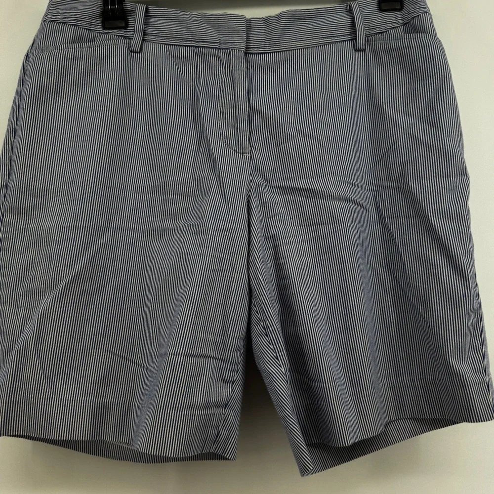 Talbots Perfect Short 14P Womens Blue‎ White Pinstripe Bermuda Cotton Stretch